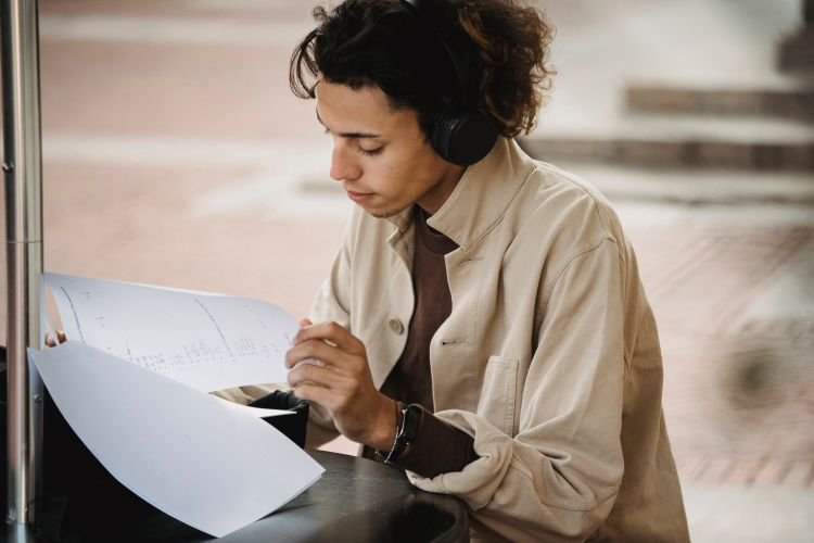 best headphones for college students
